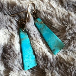 Beautiful turquoise drop earrings